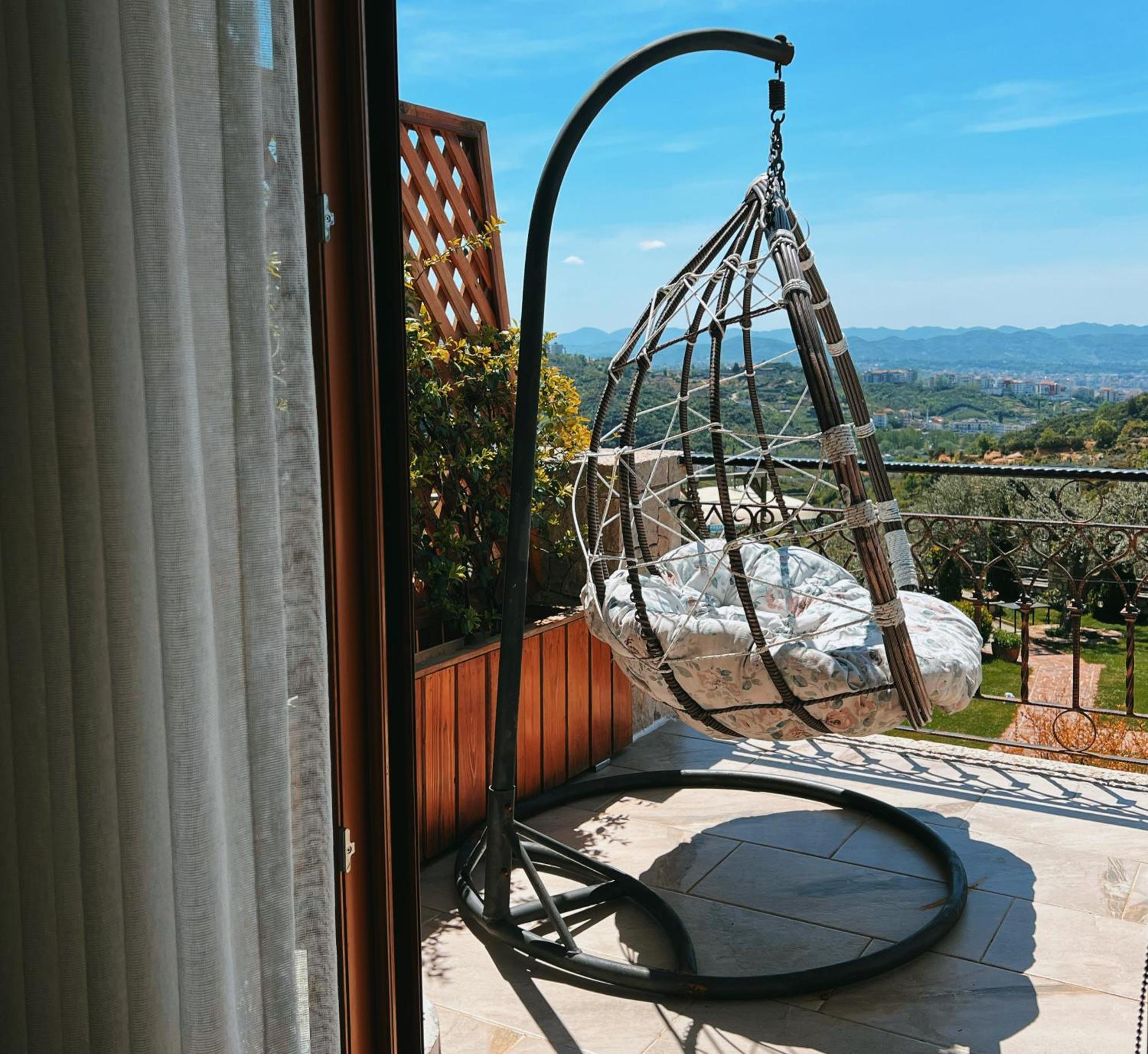 Chateau Fasel Tirana Extérieur photo