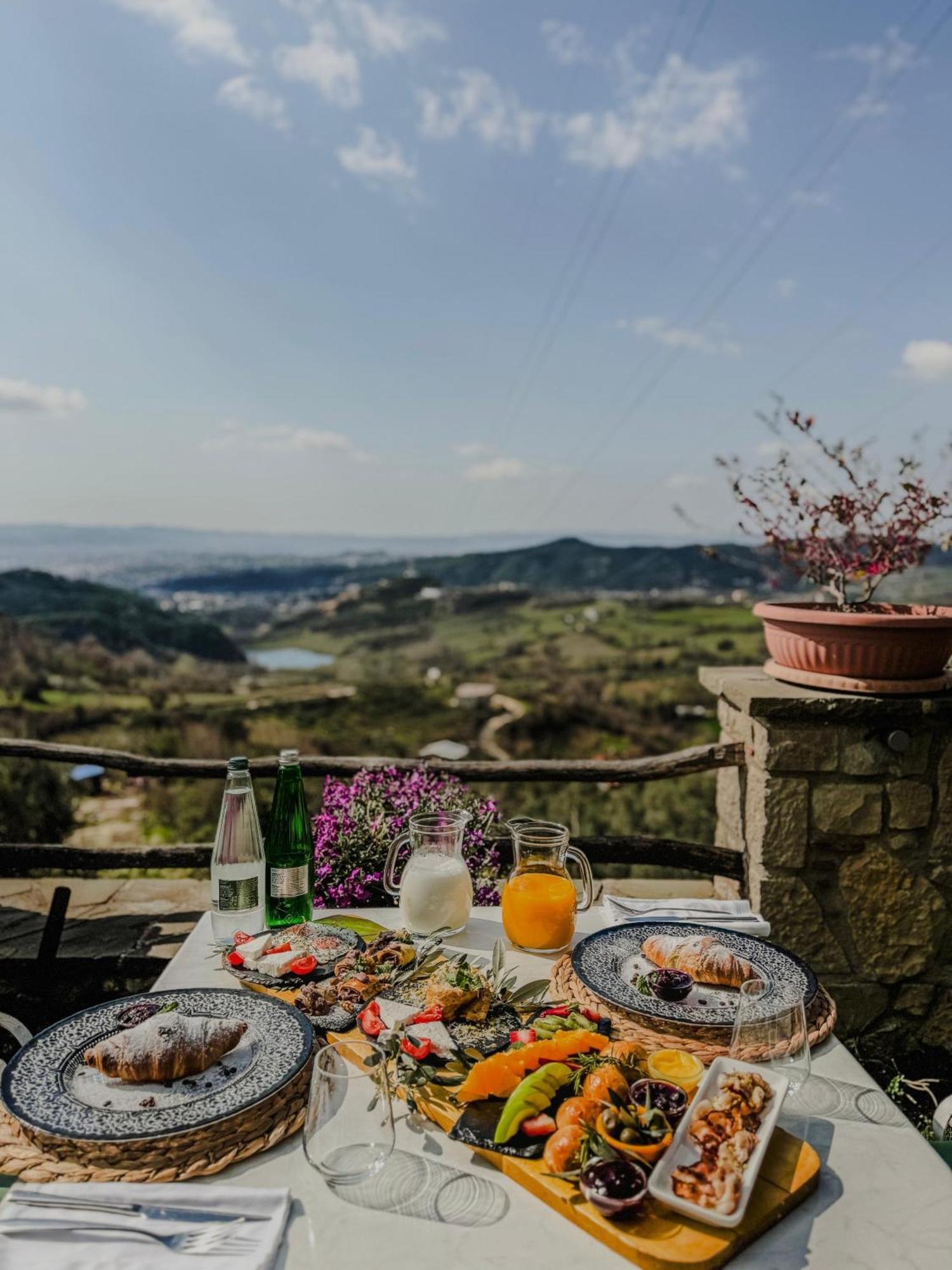 Chateau Fasel Tirana Extérieur photo